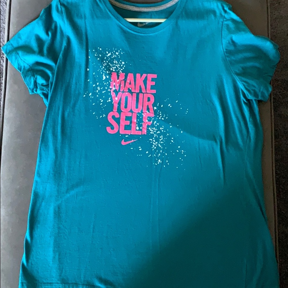 Women’s Nike Slim Fit Tee